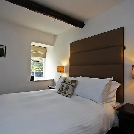 The White Lion 4* Buckden (North Yorkshire)