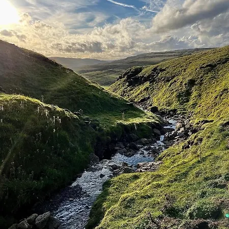 The White Lion Hotel 4*