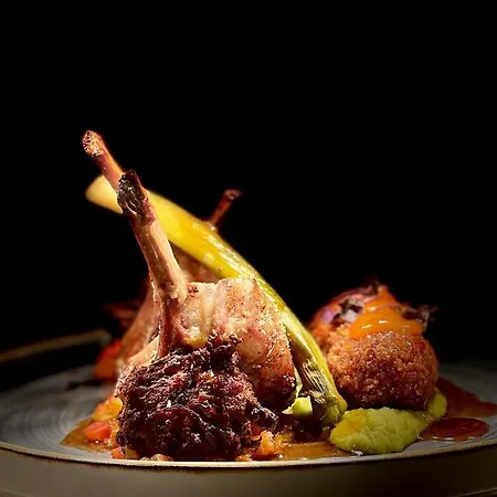 Hotel The White Lion 4*